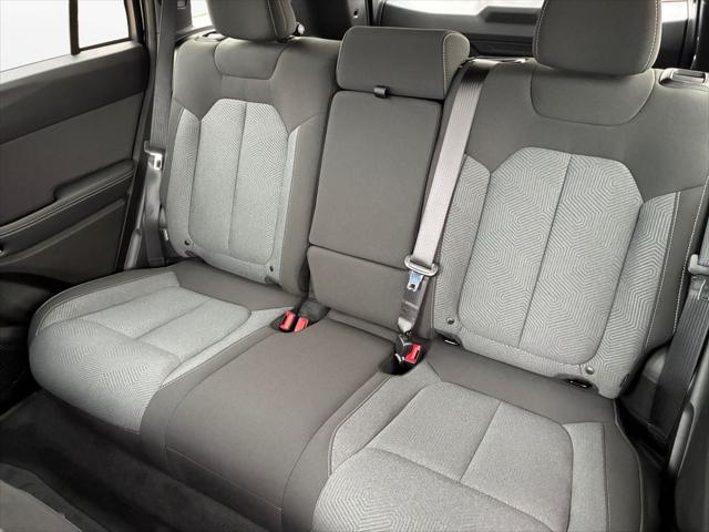2026 Jeep Cherokee Laredo 4x4