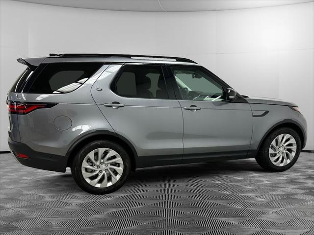 2026 Land Rover Discovery S