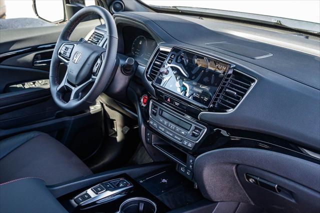 2026 Honda Ridgeline Black Edition Two-Tone