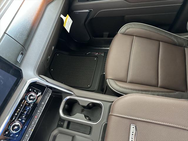 2026 GMC Sierra 2500HD Crew Cab, Standard Bed, Denali, 4WD