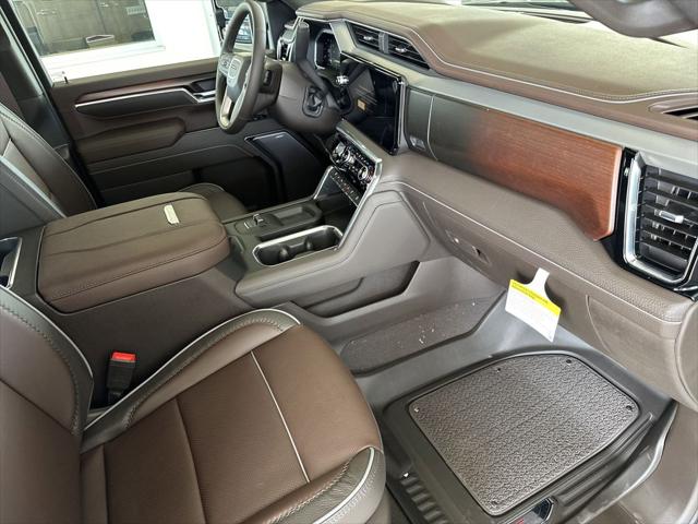 2026 GMC Sierra 2500HD Crew Cab, Standard Bed, Denali, 4WD