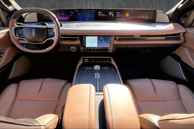2025 Lincoln Navigator Black Label