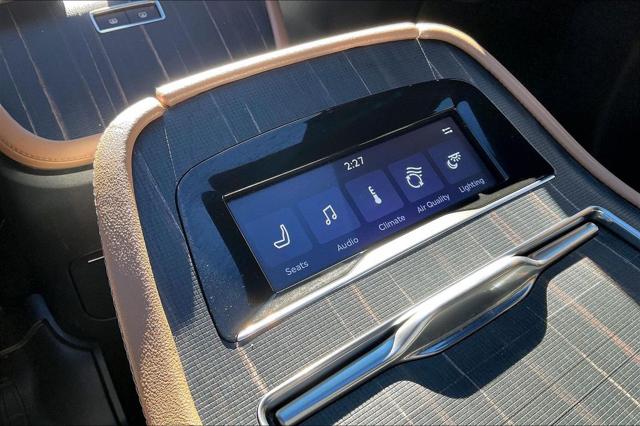 2025 Lincoln Navigator Black Label