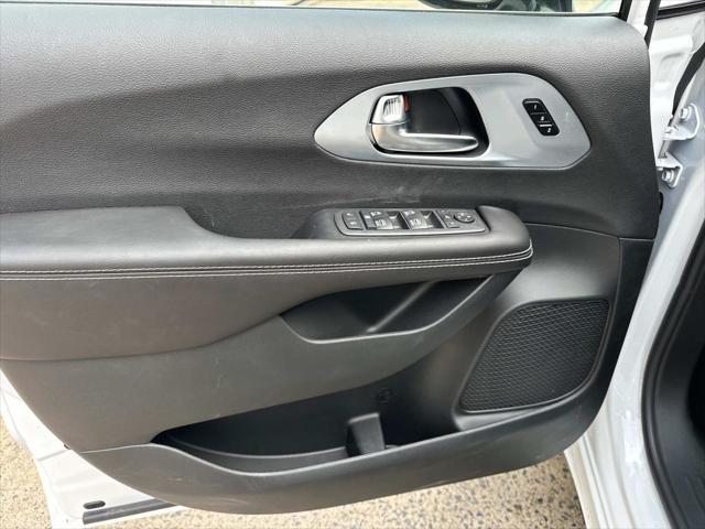 2026 Chrysler Pacifica Limited AWD