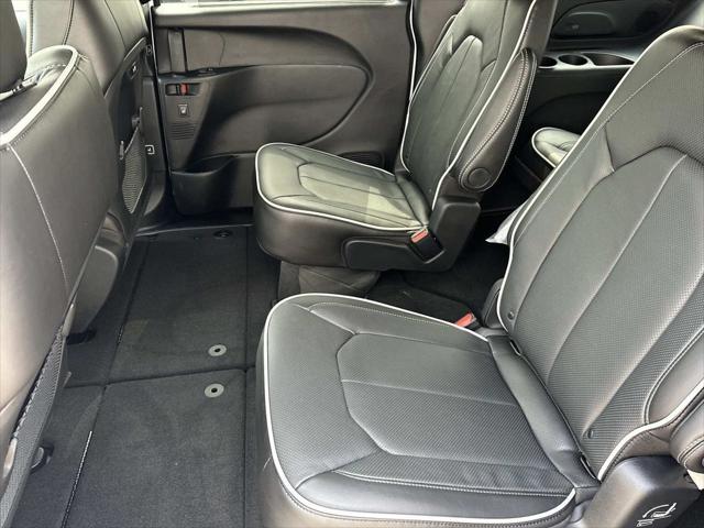 2026 Chrysler Pacifica Limited AWD