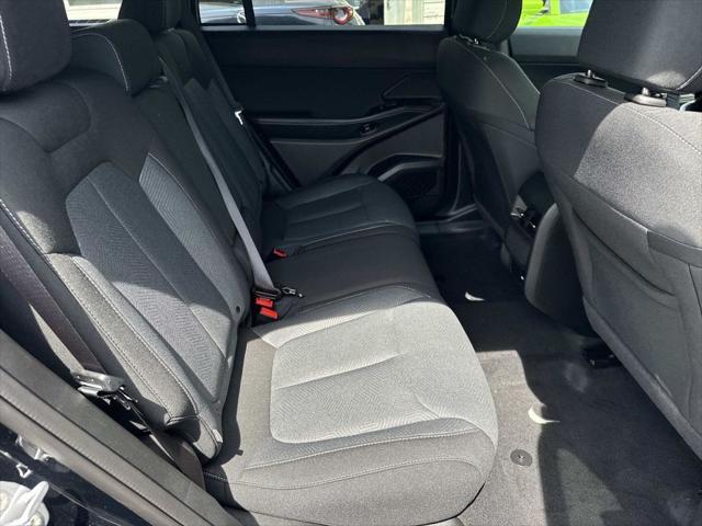 2026 Jeep Cherokee Laredo 4x4