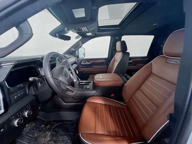 2026 GMC Sierra 2500HD Crew Cab, Standard Bed, Denali Ultimate, 4WD