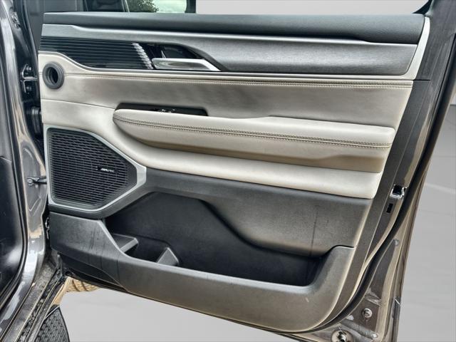 2026 Jeep Grand Wagoneer 4x2