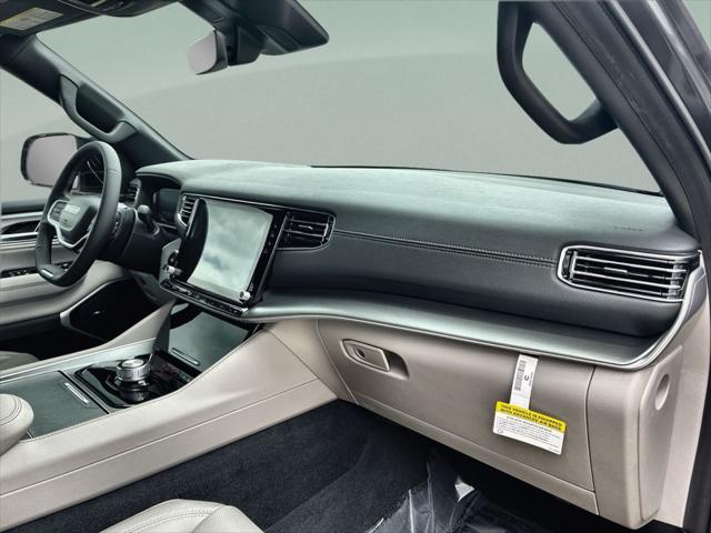 2026 Jeep Grand Wagoneer 4x2