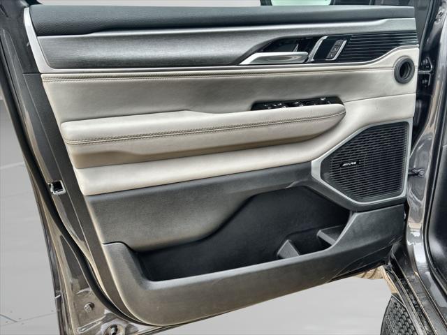 2026 Jeep Grand Wagoneer 4x2