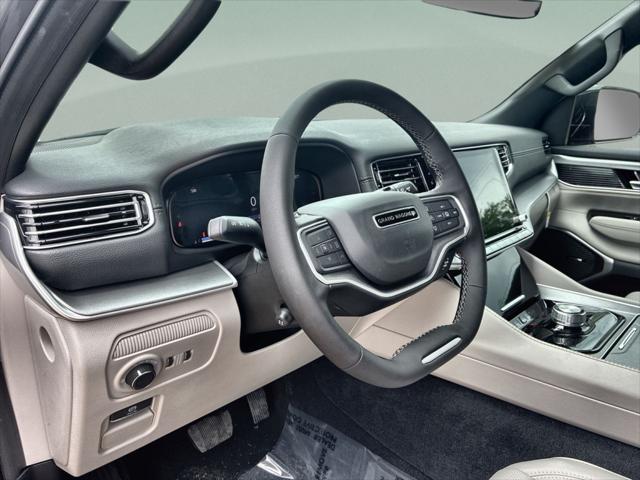 2026 Jeep Grand Wagoneer 4x2