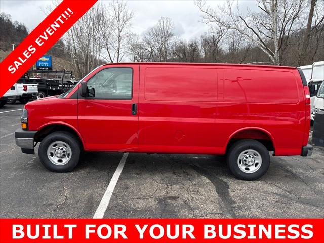 2026 Chevrolet Express Cargo Van 3500 Regular Wheelbase, WT, RWD