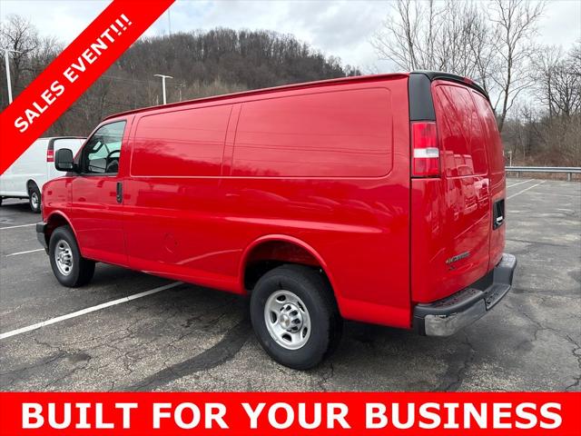 2026 Chevrolet Express Cargo Van 3500 Regular Wheelbase, WT, RWD