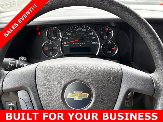 2026 Chevrolet Express Cargo Van 3500 Regular Wheelbase, WT, RWD