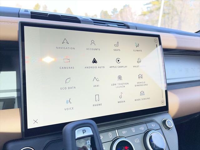 2026 Land Rover Defender P400 X