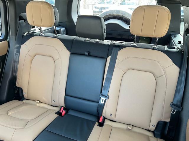 2026 Land Rover Defender P400 X