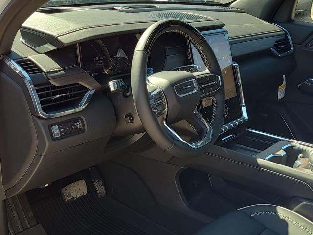 2026 GMC Acadia Denali AWD