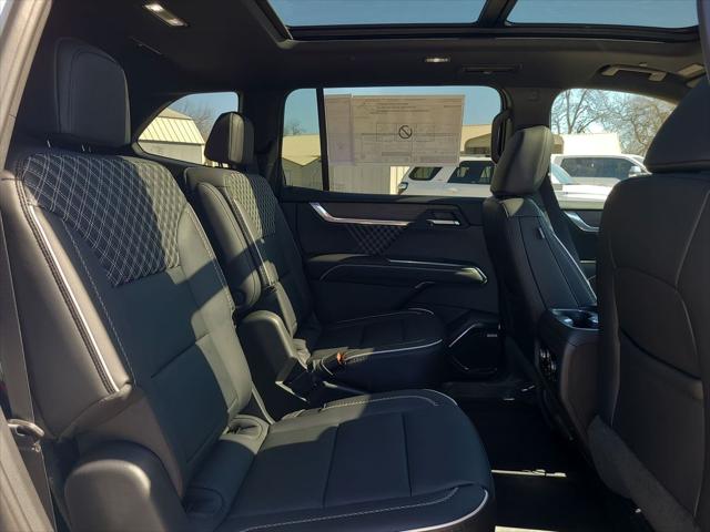 2026 GMC Acadia Denali AWD