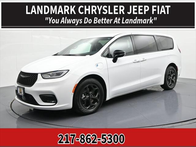 2024 Chrysler Pacifica Hybrid S Appearance Pkg for sale in Springfield, IL