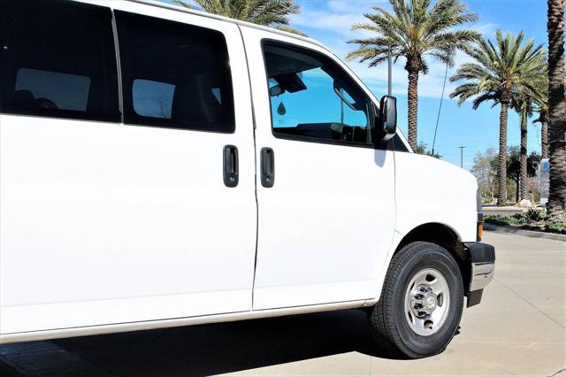 2019 Chevrolet Express LT