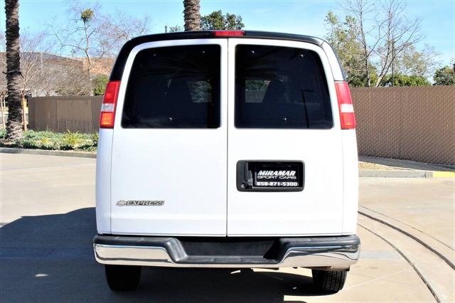 2019 Chevrolet Express LT