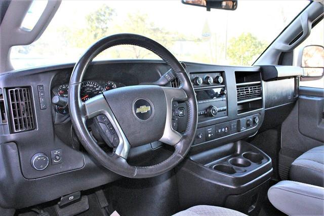 2019 Chevrolet Express LT