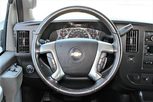 2019 Chevrolet Express LT