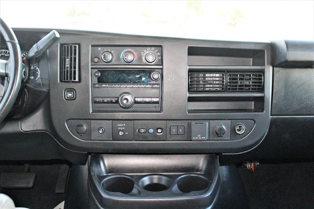 2019 Chevrolet Express LT