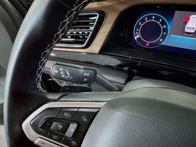 2024 Volkswagen Atlas 2.0T SE