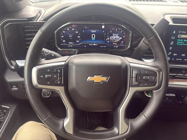 2025 Chevrolet Silverado 2500HD 4WD Crew Cab Standard Bed LT