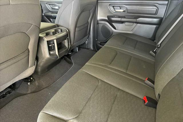 2026 Ram 1500 Express Crew Cab 4x4 57 Box