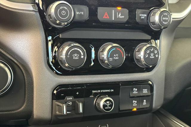 2026 Ram 1500 Express Crew Cab 4x4 57 Box