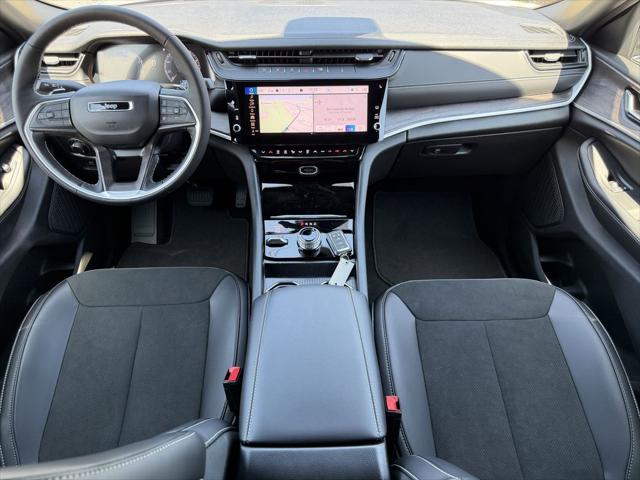 2026 Jeep Grand Cherokee L Summit 4x4