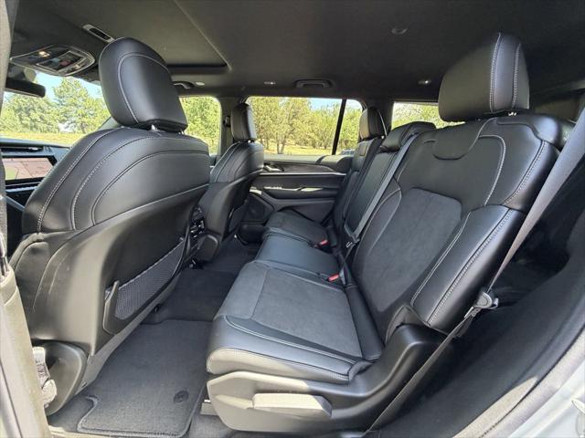 2026 Jeep Grand Cherokee L Summit 4x4