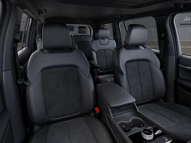 2026 Jeep Grand Cherokee L Altitude 4x4