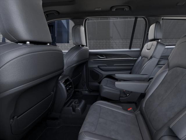 2026 Jeep Grand Cherokee L Altitude 4x4