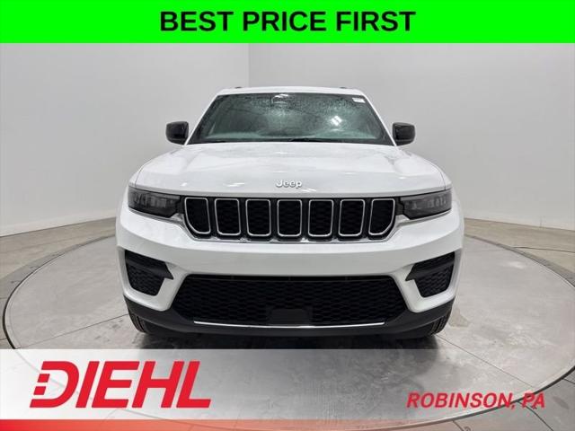 2026 Jeep Grand Cherokee GRAND CHEROKEE LAREDO X 4X4