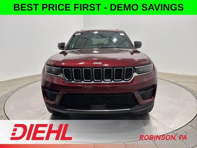 2026 Jeep Grand Cherokee GRAND CHEROKEE LAREDO X 4X4