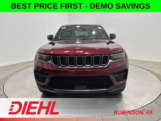 2026 Jeep Grand Cherokee GRAND CHEROKEE LAREDO X 4X4 2026 Jeep Grand Cherokee GRAND CHEROKEE LAREDO X 4X4
