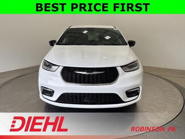 2026 Chrysler Pacifica PACIFICA SELECT AWD