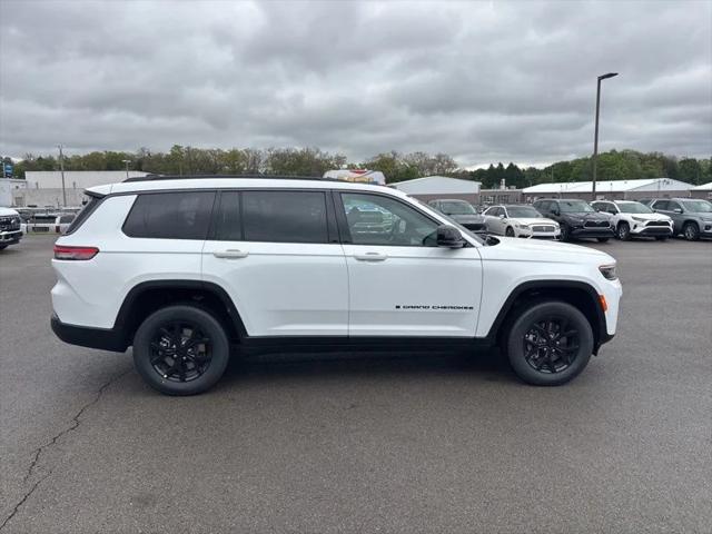 2026 Jeep Grand Cherokee GRAND CHEROKEE L LAREDO ALTITUDE 4X4 2026 Jeep Grand Cherokee GRAND CHEROKEE L LAREDO ALTITUDE 4X4