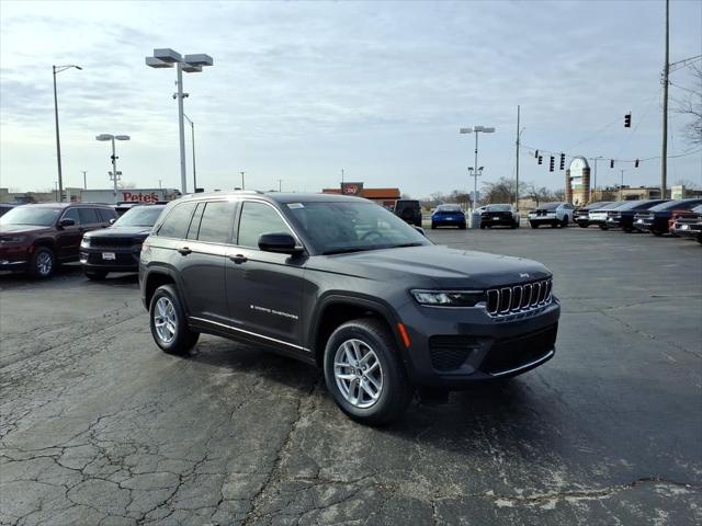 2026 Jeep Grand Cherokee Laredo 4x4 for sale in Matteson, IL