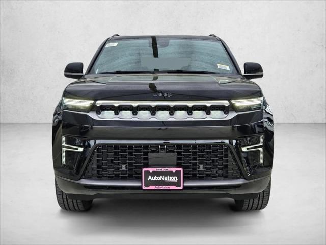 2026 Jeep Grand Wagoneer 4x2