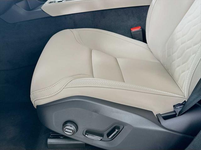 2026 Volvo XC90 Plus, B6 AWD Gas (mild hybrid), Gasoline, Bright, 7 Seats