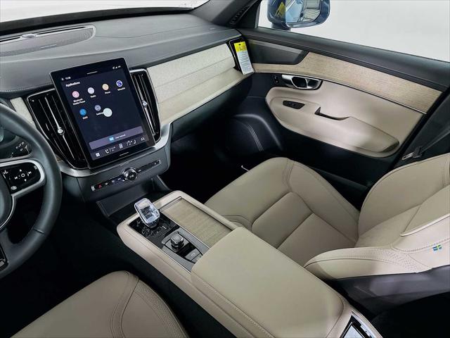 2026 Volvo XC90 Plus, B6 AWD Gas (mild hybrid), Gasoline, Bright, 7 Seats