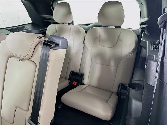 2026 Volvo XC90 Plus, B6 AWD Gas (mild hybrid), Gasoline, Bright, 7 Seats