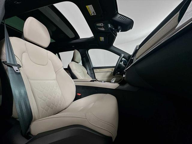 2026 Volvo XC90 Plus, B6 AWD Gas (mild hybrid), Gasoline, Bright, 7 Seats