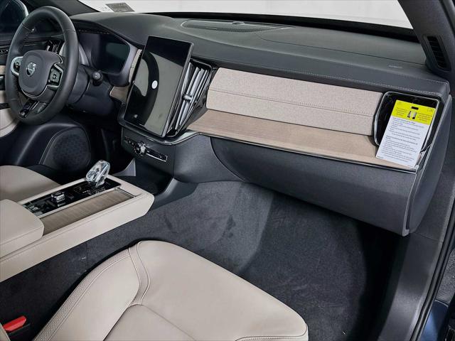 2026 Volvo XC90 Plus, B6 AWD Gas (mild hybrid), Gasoline, Bright, 7 Seats