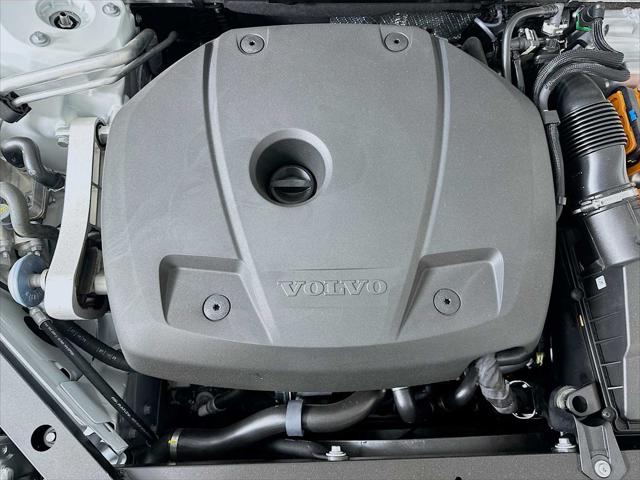 2026 Volvo XC60 Plug-In Hybrid Ultra, T8 AWD Electric/Gasoline, Dark