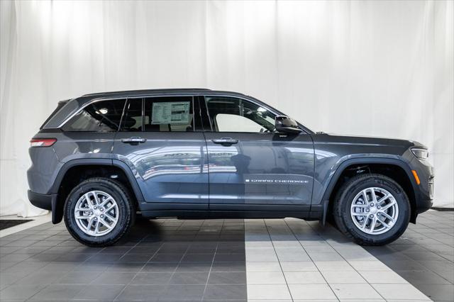 2026 Jeep Grand Cherokee GRAND CHEROKEE LAREDO X 4X4
